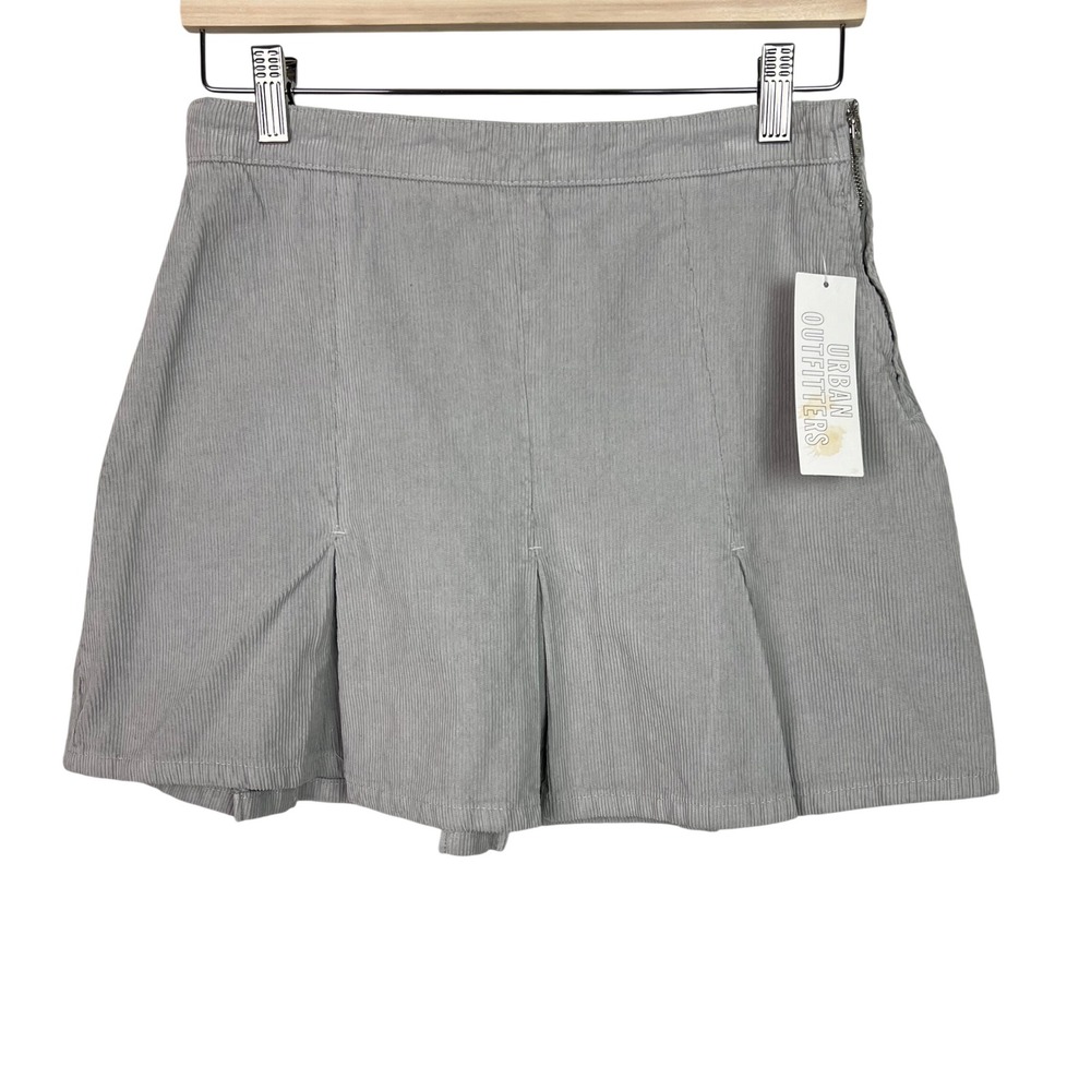 Urban Outfitters BDG Grey Corduroy Pleated Mini Skirt‎ Womens Size M NWT